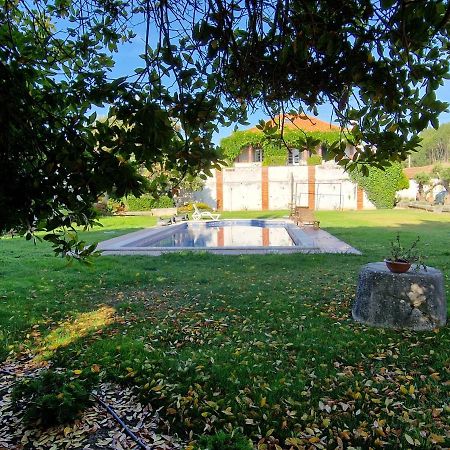 Casa Nikana Turcifal Buitenkant foto